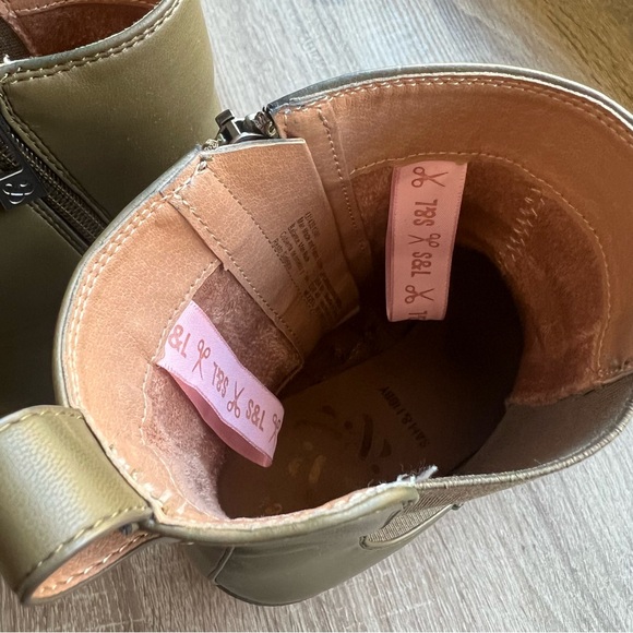 Sam & Libby boots - Picture 8 of 8